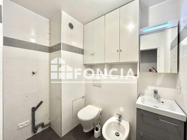 Location Appartement 4 pièces 85.01 m² - 8 RUE DANTON Montrouge 92120