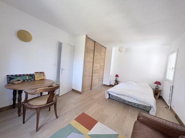 Maison à vendre |  Saint-Clément-de-Rivière |  8 pièces | 166 m²