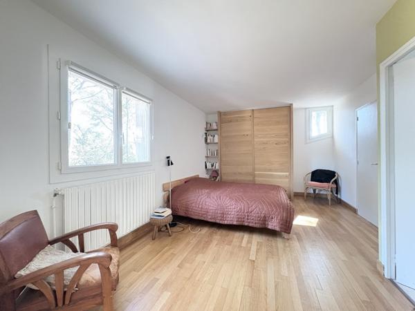 Maison à vendre |  Saint-Clément-de-Rivière |  8 pièces | 166 m²