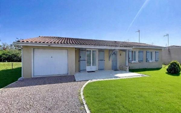 Maison à vendre    5 pièces •  Ginestet