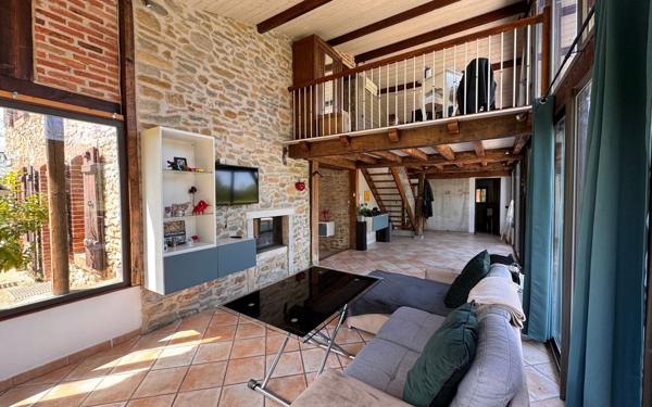 Maison à vendre    5 pièces •  Saubusse