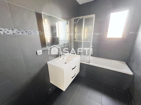 Appartement T4, 3 chambres, garage et parking.