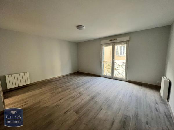Appartement à louer 1 pièce 32.63m² Laval (53000)