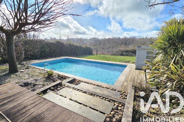 Maison à vendre 5 pièces 122 m² Camblanes-et-Meynac