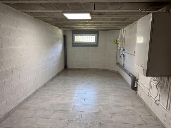Pavillon  récent plain-pied T6 129m² sur sous-sol aménagé