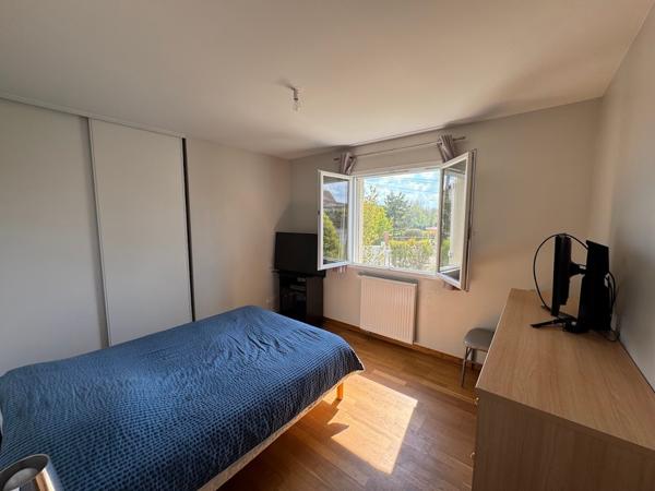 Pavillon  récent plain-pied T6 129m² sur sous-sol aménagé