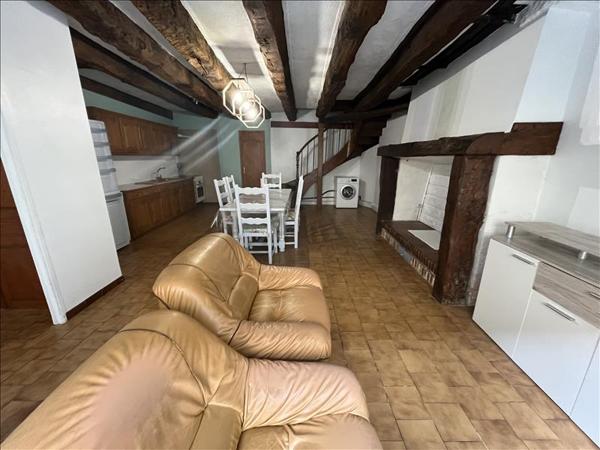 Appartement à louer |  NEGRONDES |  3 pièces | 79 m²