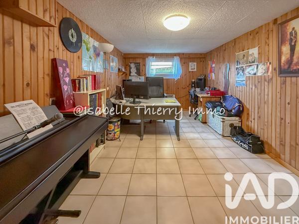 Maison à vendre 7 pièces 139 m² Montlhéry