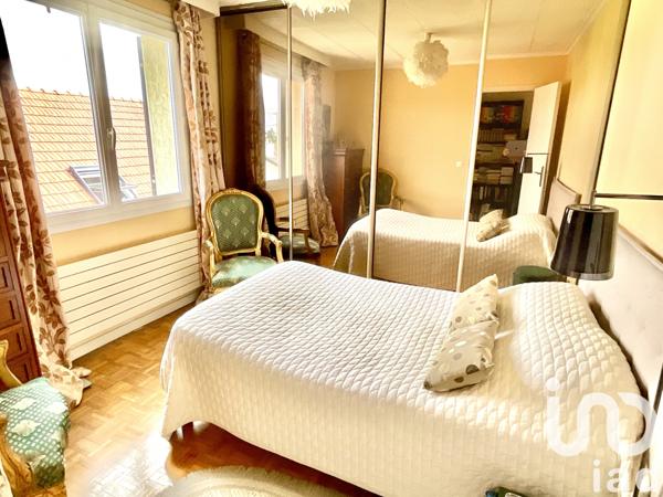 Apartment for sale 4 rooms 82 m² Sainte-Geneviève-des-Bois