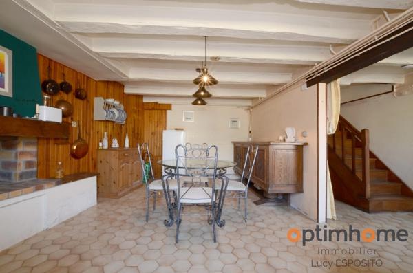 Maison de village avec jardin à LESSAC (16)