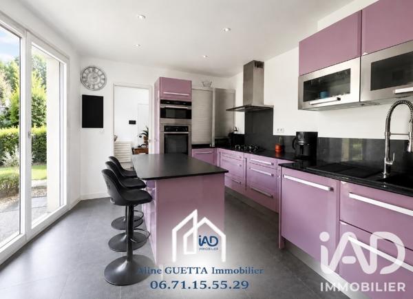 Maison à vendre 7 pièces 151 m² Santeny