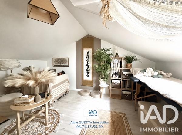 Maison à vendre 7 pièces 151 m² Santeny