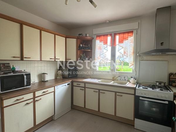 Maison familiale Questembert, vie de plain-pied, sous-sol, sur terrain constructible