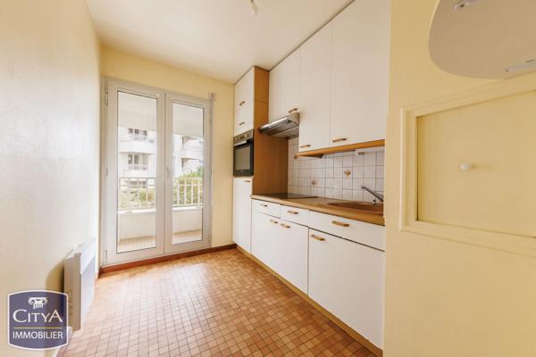 Appartement à vendre 2 pièces 46m² Clermont-Ferrand (63000)