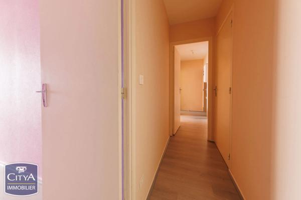 Appartement à vendre 2 pièces 46m² Clermont-Ferrand (63000)