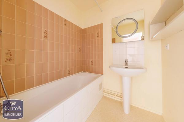 Appartement à vendre 2 pièces 46m² Clermont-Ferrand (63000)