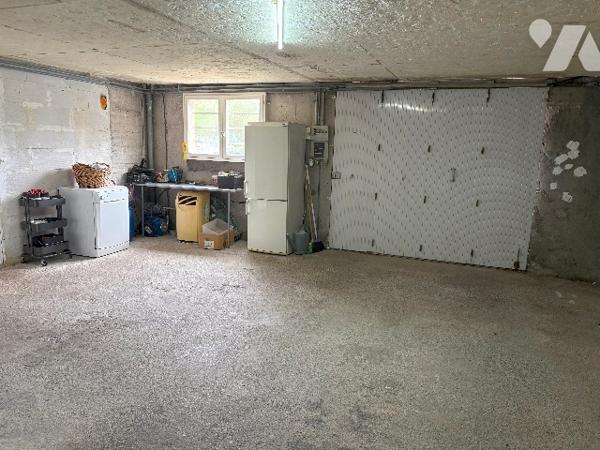 TOURNON Nord - Maison lumineuse au calme avec jardin et grand garage.