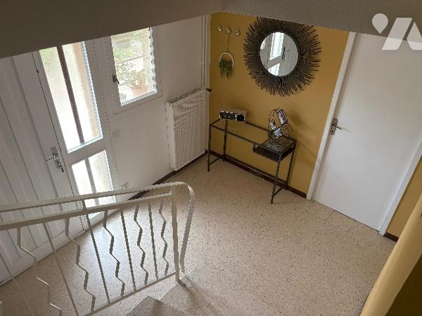 TOURNON Nord - Maison lumineuse au calme avec jardin et grand garage.