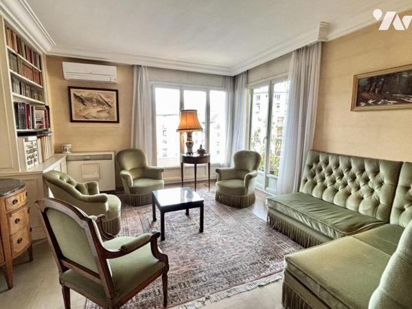 4p+c, vue massif de Belledonne, terrasse, grand garage