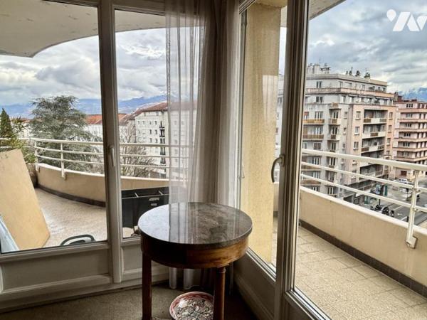 4p+c, vue massif de Belledonne, terrasse, grand garage