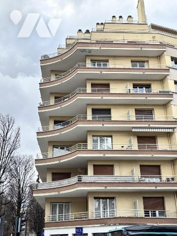4p+c, vue massif de Belledonne, terrasse, grand garage