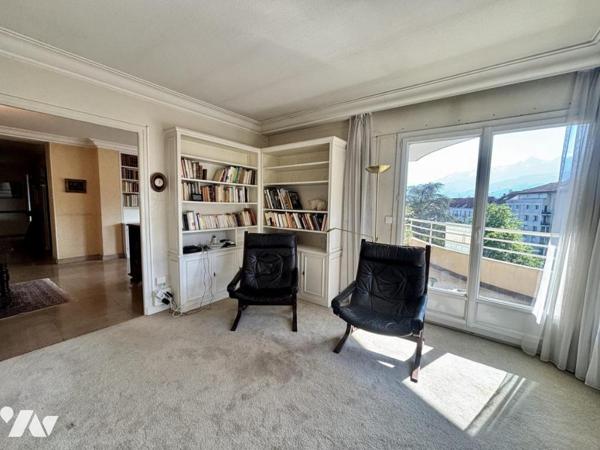 4p+c, vue massif de Belledonne, terrasse, grand garage