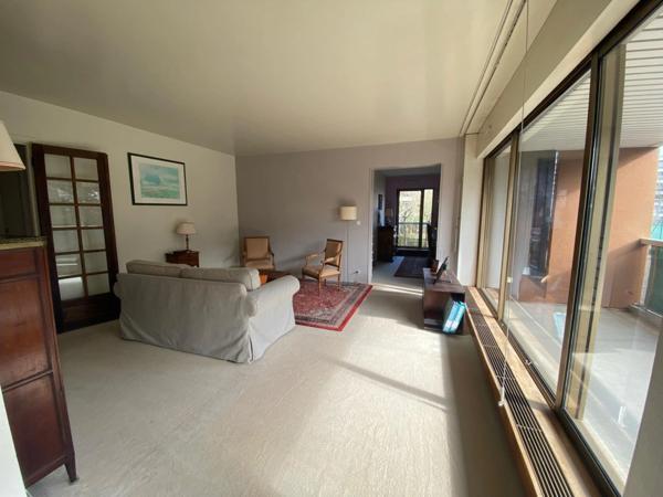 78150 LE CHESNAY-ROCQUENCOURT - APPARTEMENT DE 4 PIECES - ASCENSEUR - TERRASSE - CALME - SANS VIS A VIS - PROCHE DES COMMODITES