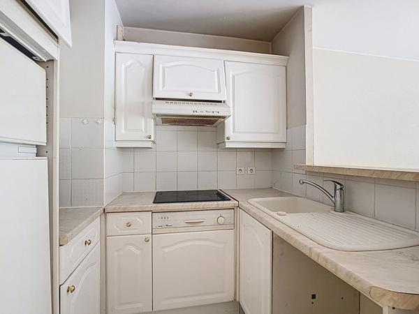 Appartement 2P - Terrasse & jardin privatif -Résidence avec piscine-quartier Ilette