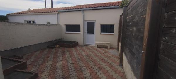 Maison Rochefort 3 pièce(s) 65 m2 + grand garage