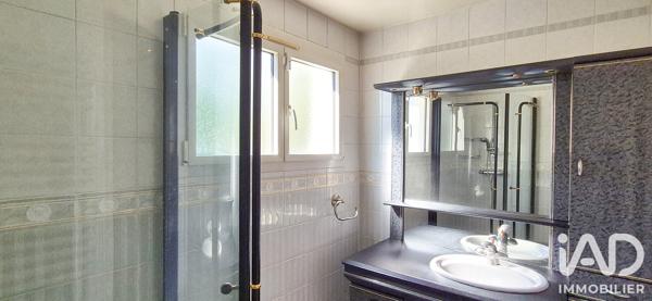 Maison à vendre 5 pièces 137 m² Champs-sur-Marne
