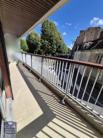 Appartement à louer 1 pièce 37.62m² Cambrai (59400)