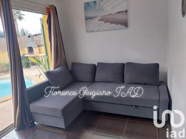 Maison traditionnelle 8 pièces de 140 m² à Sanary-sur-Mer (83110)