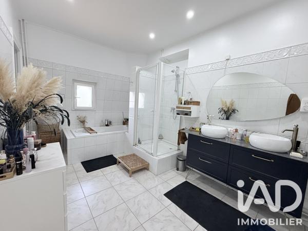 Appartement à vendre 6 pièces 160 m² Soisy-sur-Seine