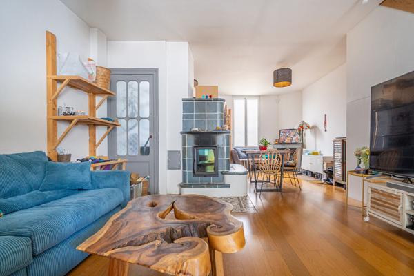 BEGLES CENTRE - Maison de ville de 85m² en très bon état avec terrasse