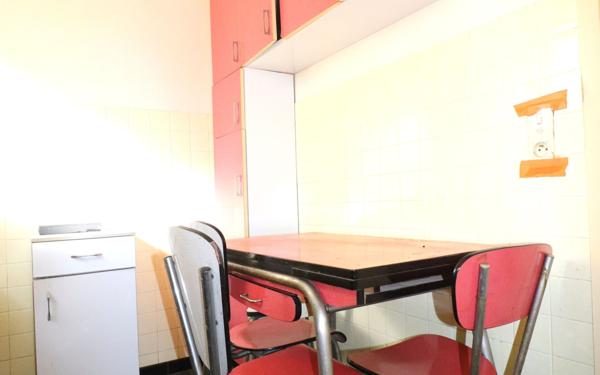 Maison à vendre    2 pièces • 60 m2 Berre-les-Alpes