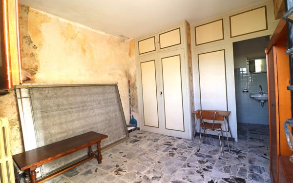 Maison à vendre    2 pièces • 60 m2 Berre-les-Alpes