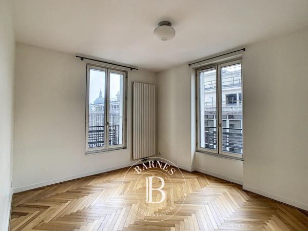 Paris 8ème, Appartement 3 Chambres -  118 m² à vendre