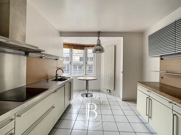 Paris 8ème, Appartement 3 Chambres -  118 m² à vendre