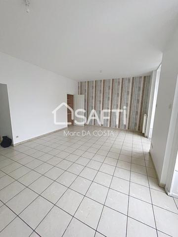 2 CHAMBRES.APPARTEMENT TRAVERSANT.GRANDE PIECE DE VIE.PARKING SECURISE