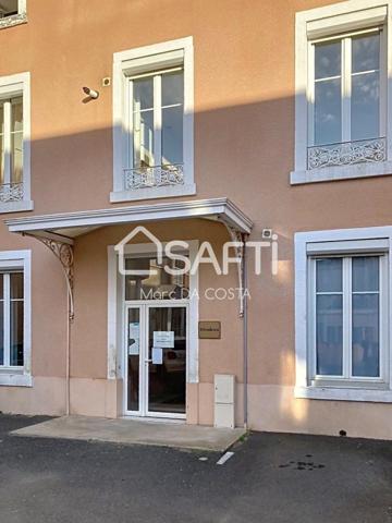 2 CHAMBRES.APPARTEMENT TRAVERSANT.GRANDE PIECE DE VIE.PARKING SECURISE