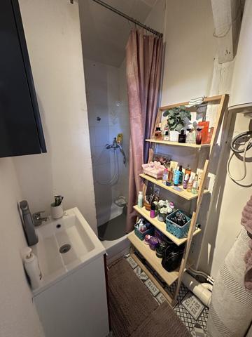 REIMS – SECTEUR CERNAY – STUDIO VENDU LOUÉ – IDÉAL INVESTISSEUR