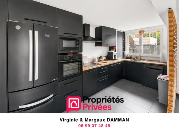 Maison rénovée avec extérieurs en centre-ville
