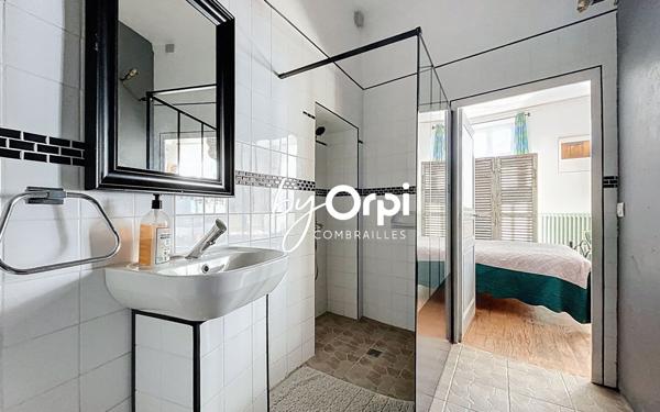 Maison à vendre    4 pièces •  Montaigut