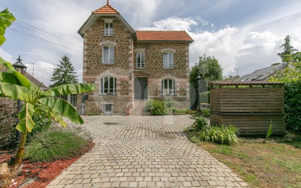 Maison à vendre    6 pièces •  Sucy-en-Brie