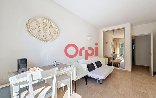 Maison à vendre    4 pièces • 162 m2 Six-Fours-les-Plages