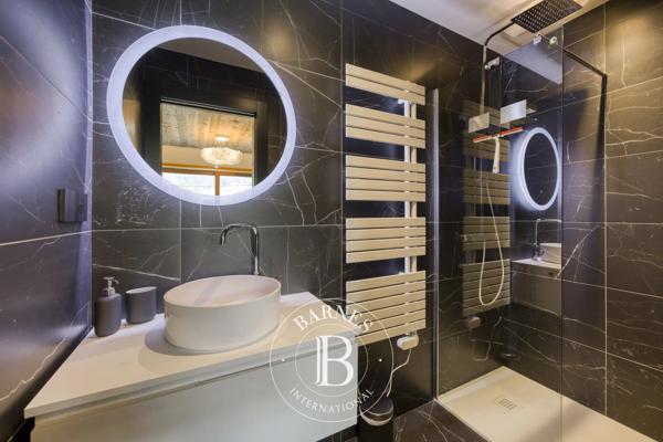 Megève, Chalet 6 Chambres -  263 m² à vendre