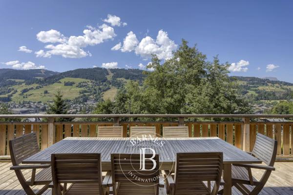 Megève, Chalet 6 Chambres -  263 m² à vendre