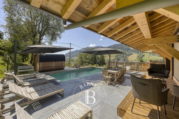 Megève, Chalet 6 Chambres -  263 m² à vendre