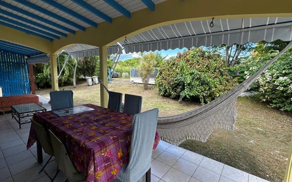 Maison à vendre    3 pièces • 66,80 m2 Saint-François