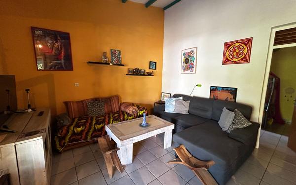 Maison à vendre    3 pièces • 66,80 m2 Saint-François